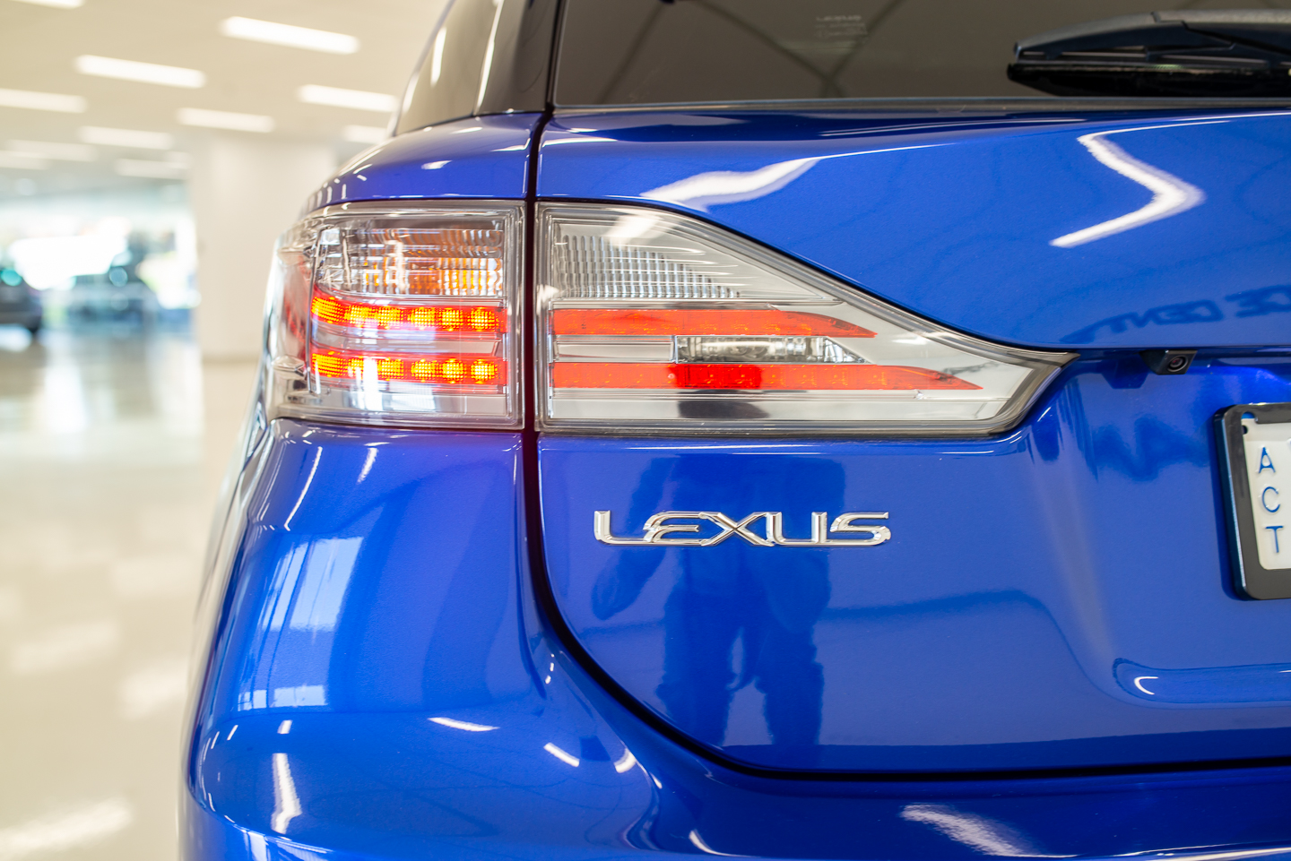 2016 Lexus Ct Hatch Image 14