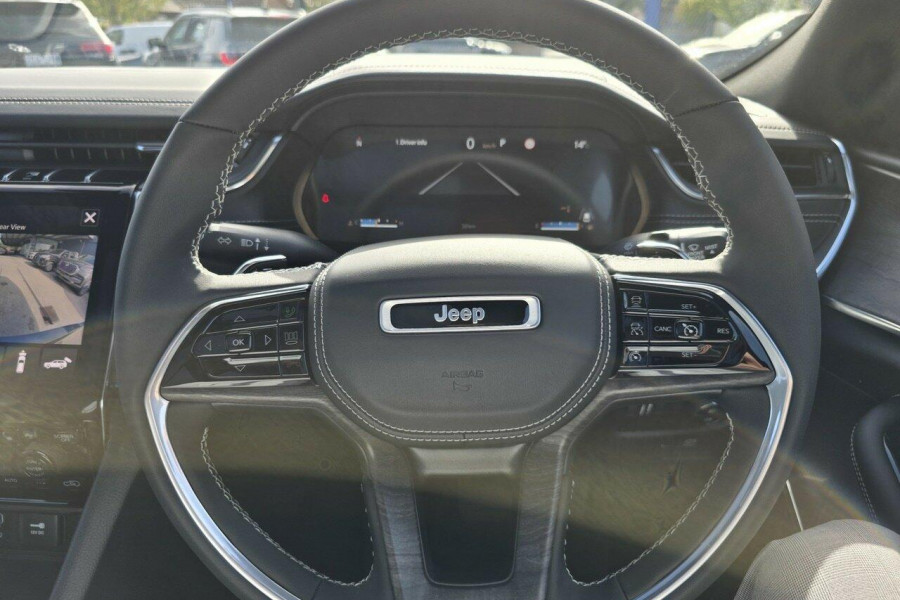 2023 Jeep Grand Cherokee WL Overland SUV Image 23