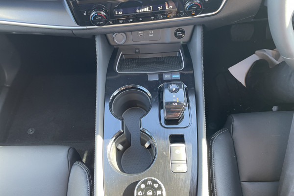 2026 Nissan X-Trail T33 ST-L e-POWER SUV Image 18