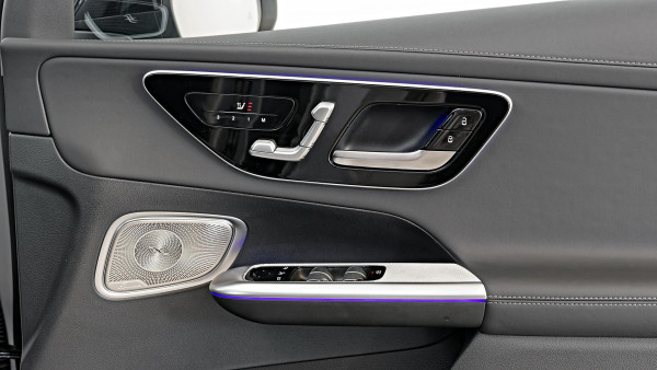 2025 Mercedes-Benz GLC-Class X254 GLC63 AMG S E PERFORMANCE SUV image 17