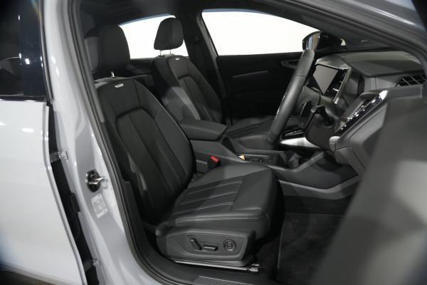 2025 Audi Q4 e-tron F4 45 SUV Image 29