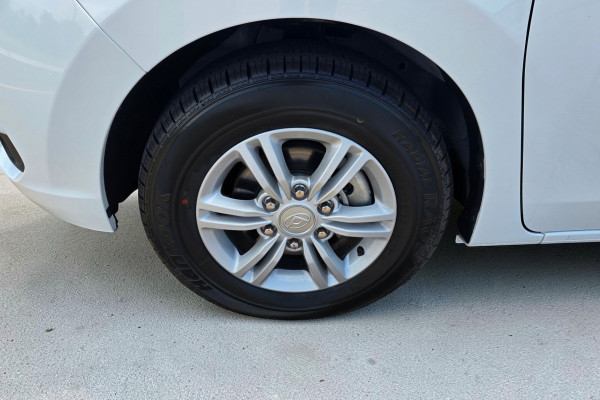 2026 MY25 LDV G10 SV7C + Van Image 8