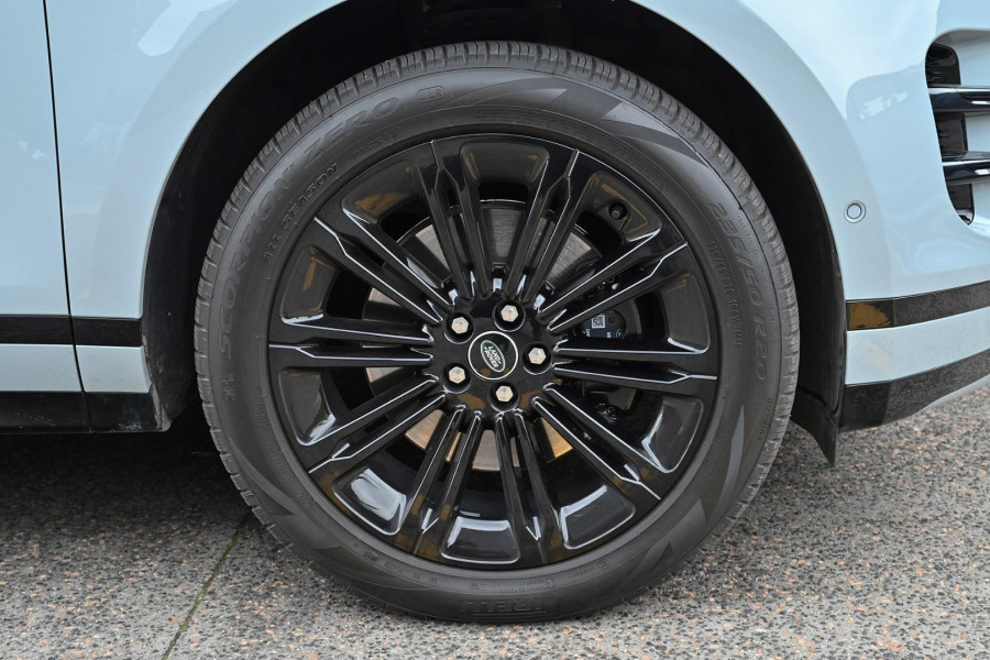 2026 MY26.5 Land Rover Range Rover Evoque L551 P250 Dynamic SE SUV