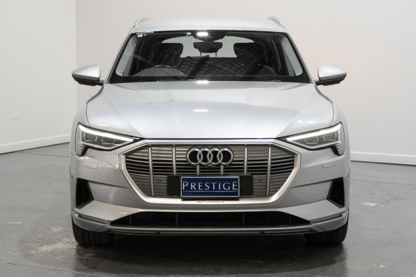 2021 Audi e-tron 55 SUV image 7