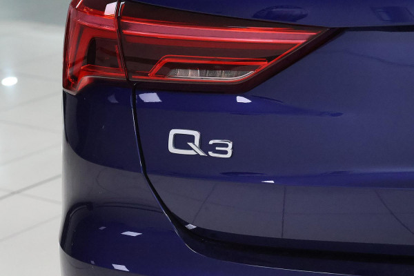 2022 MY23 Audi Q3 F3 35 TFSI SUV image 3
