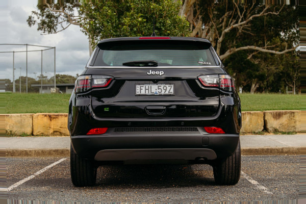 2023 MY24 Jeep Compass MV Limited e-Hybrid SUV Image 5