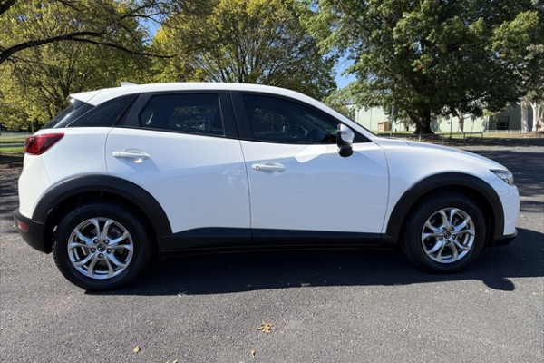 2017 Mazda CX-3 DK2W7A Maxx SUV Image 2