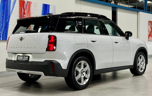 2025 MINI Countryman U25 C Core SUV image 9