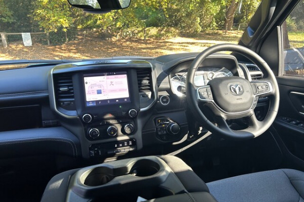 2024 Ram 1500 DT6H9827Z.24/STD Big Horn Ute