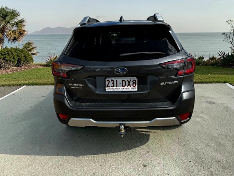 2022 Subaru Outback 6GEN AWD Touring SUV Image 5