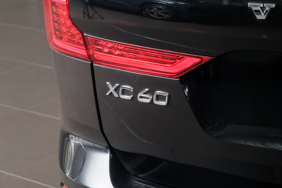 2019 Volvo XC60 UZ T8 R-Design SUV