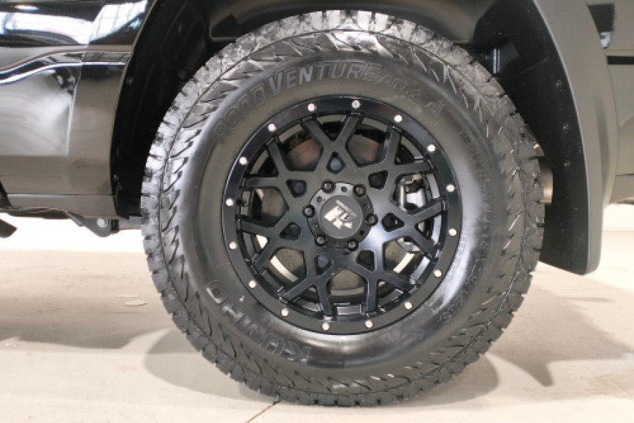2024 Ram 1500 DT Laramie Ute Image 13
