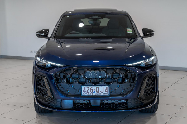 2026 Audi Q5 e-hybrid 270kW SUV image 3