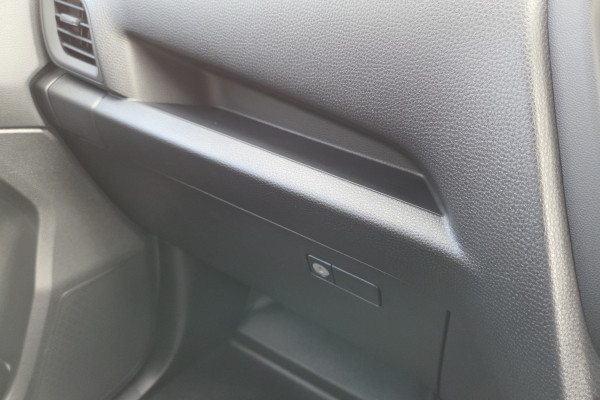 2026 Isuzu D-MAX RG SX Cab Chassis Image 17