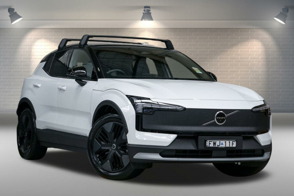 2026 Volvo EX30 Cross Country  Ultra Twin Motor Performance SUV Image 1
