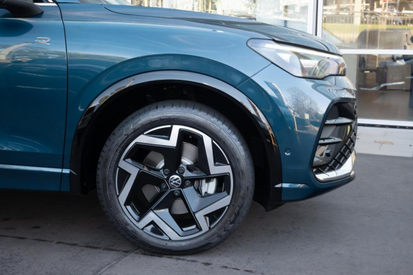2025 Volkswagen Tiguan CT 150TSI R-Line SUV Image 24