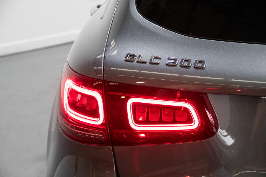 2019 Mercedes-Benz GLC-Class GLC300 SUV Image 11