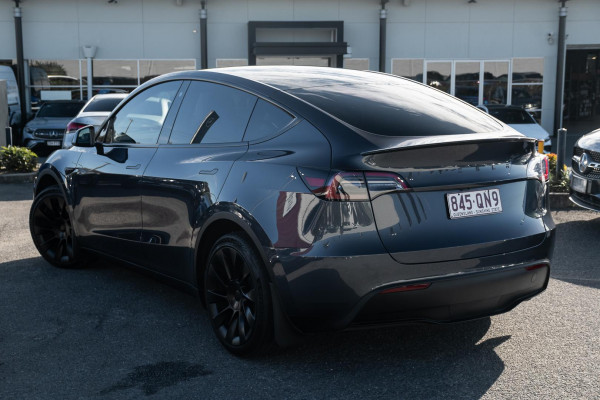 2022 Tesla Model Y  Rear-Wheel Drive SUV image 2
