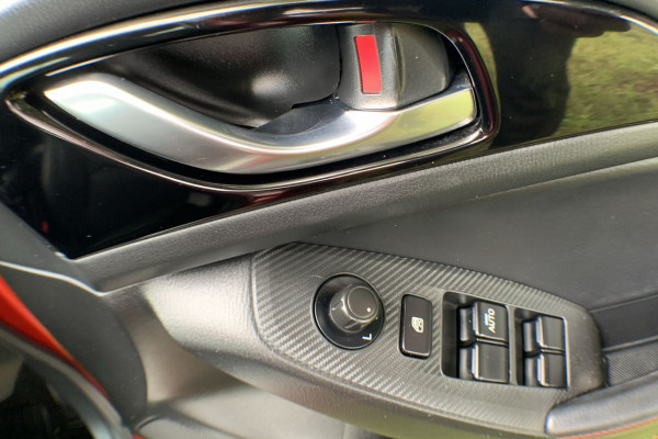 2014 Mazda 3 BM5438 SP25 Hatch Image 4