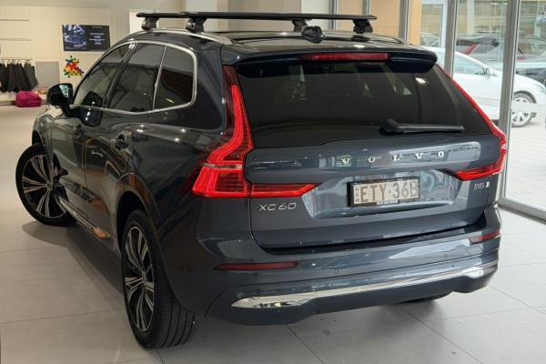 2022 Volvo XC60 UZ B5 Inscription SUV Image 3