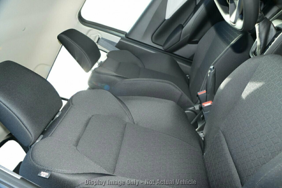 2026 Suzuki Swift UZ Hybrid Hatch Image 10