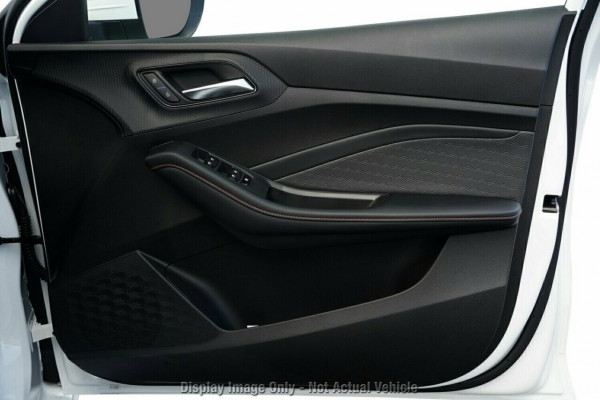 2024 MG MG5 AP32 Essence Sedan Image 5