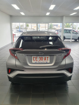 2019 Toyota C-hr NGX10R Koba Suv Image 5