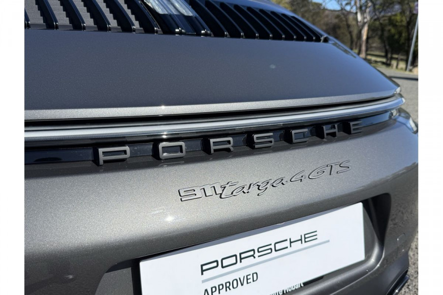 2022 Porsche 911 992 Targa 4 GTS Convertible Image 10