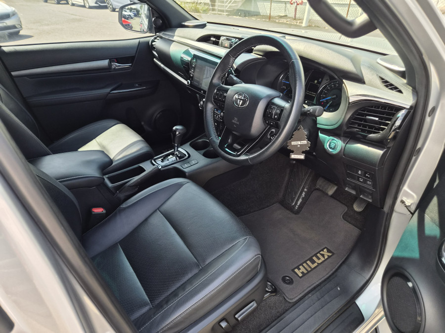 2021 Toyota HiLux GUN126R Rogue Dual Cab Pick Up Image 12