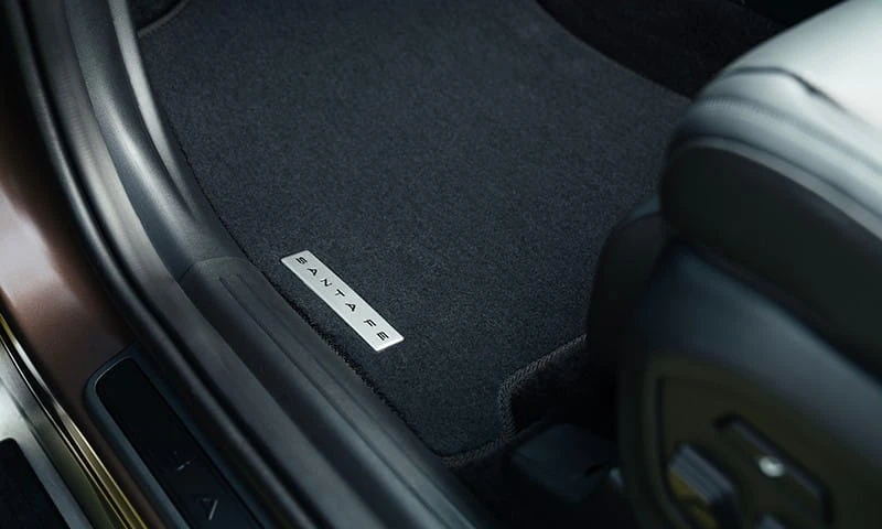 Tailored carpet floor mats (3 row)