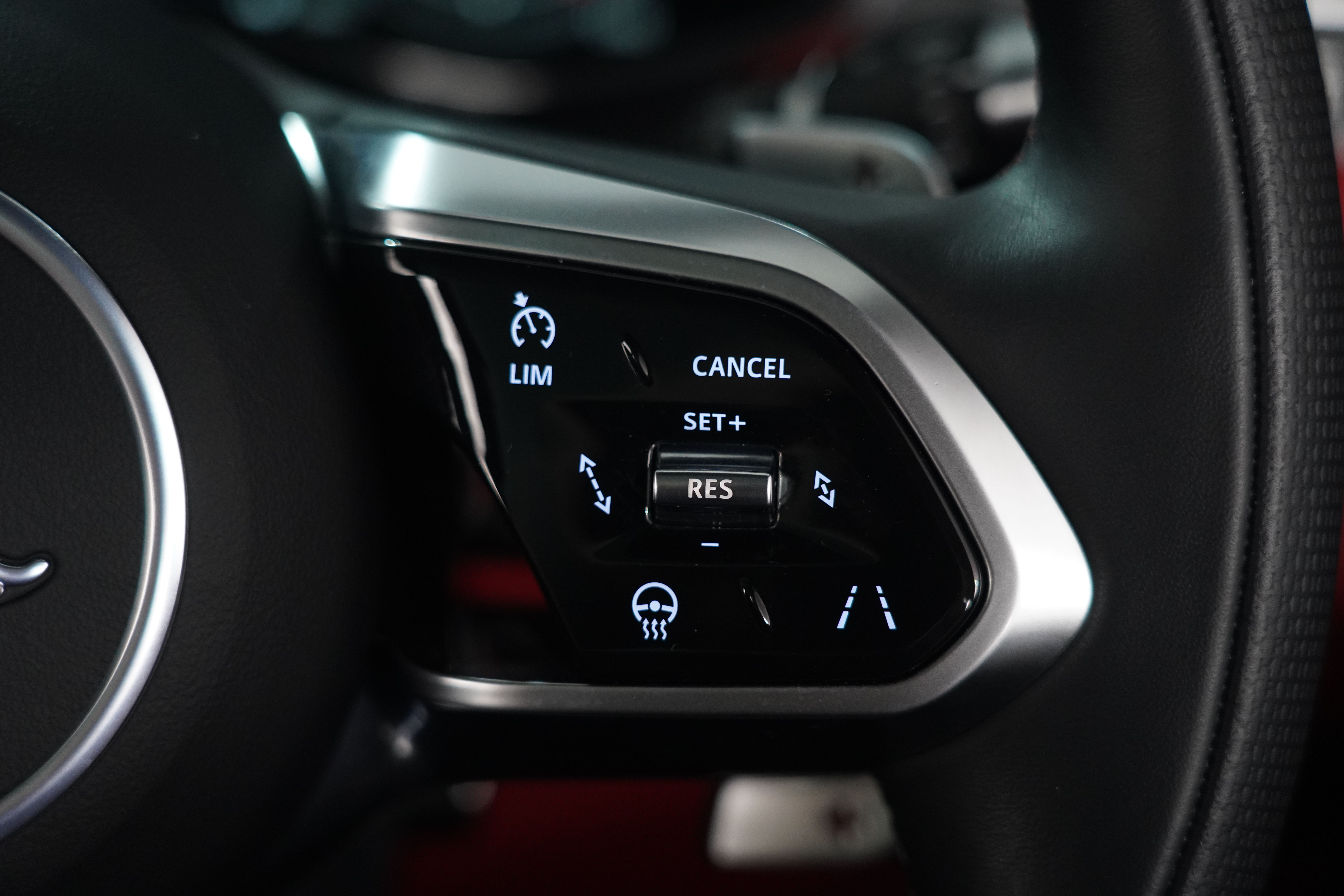 2022 Jaguar F-PACE SVR SUV Image 44