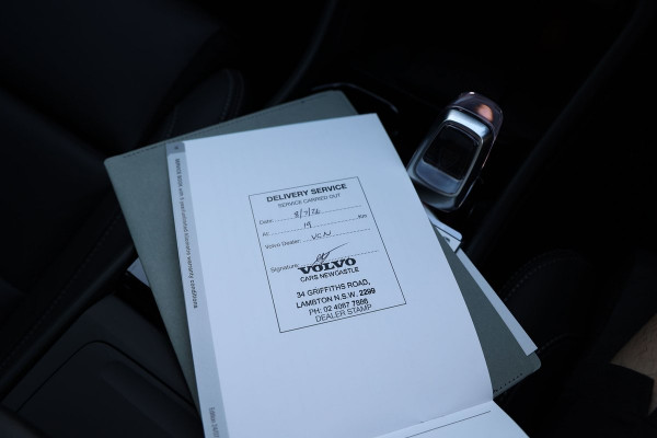 2026 Volvo XC40 XZ Ultra B4 Dark SUV Image 37