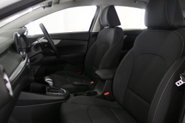 2019 MY20 Kia Cerato Hatch BD S with Safety Pack Hatchback Image 2