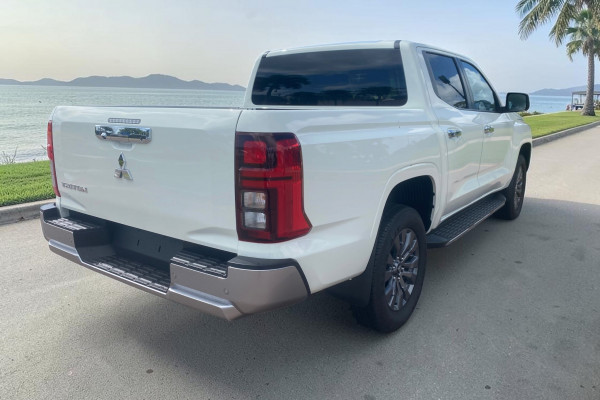 2025 Mitsubishi Triton MV GLS Ute Image 6