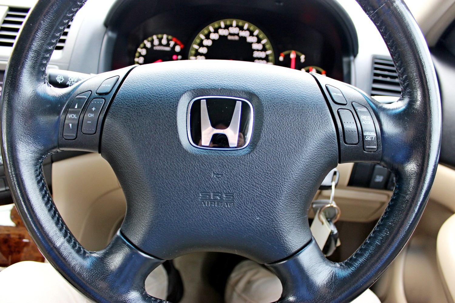 2005 Honda Accord 7th Gen V6 V6 - Luxury Sedan Image 19