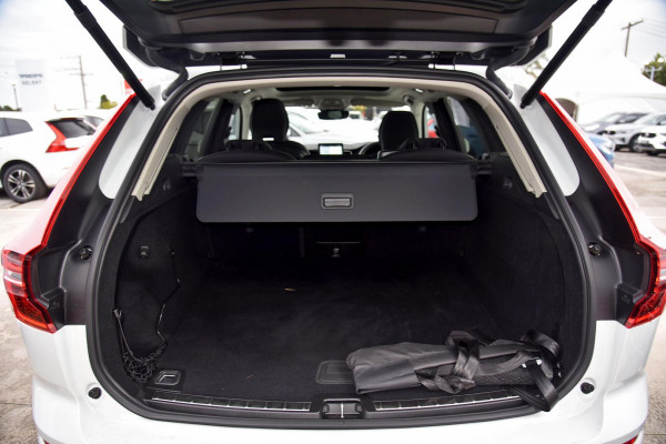 2025 MY26 Volvo XC60 UZ Plus B5 Bright SUV Image 17