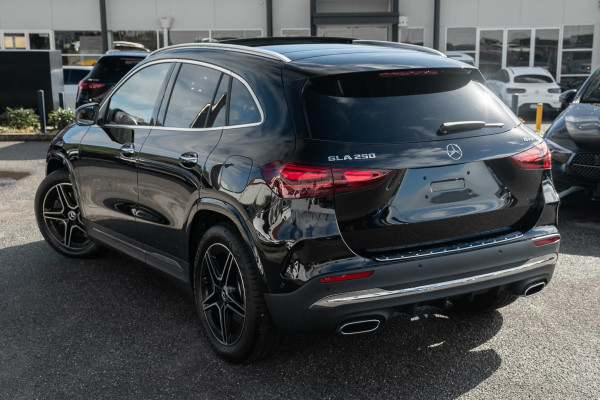 2025 Mercedes-Benz GLA-Class H247 GLA250 SUV image 2