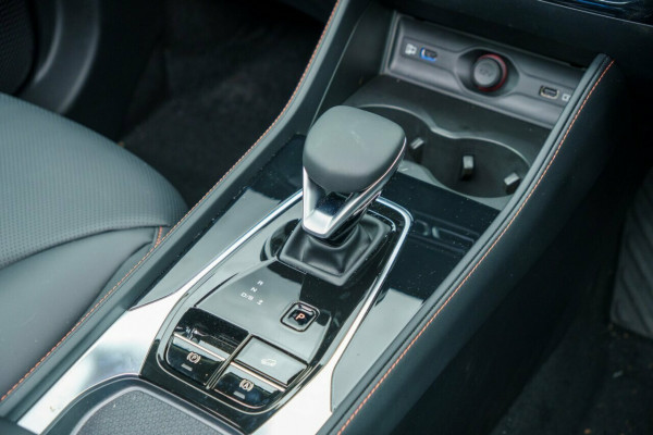 2025 MG HS AS33 Essence SUV Image 15