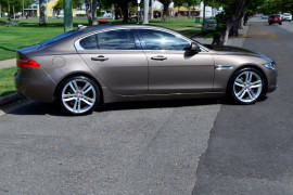 Jaguar Xe 20d X7