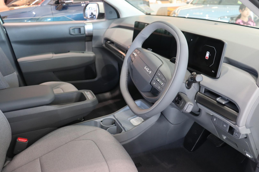 2026 MY27 Kia EV3 SV Air Long Range SUV Image 17