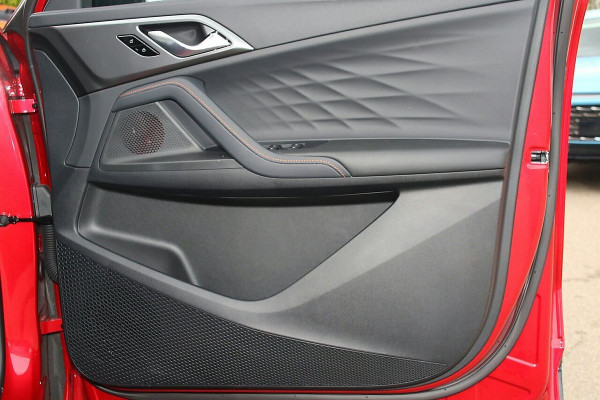 2024 MY24.5 MG HS AS33 Vibe SUV Image 5