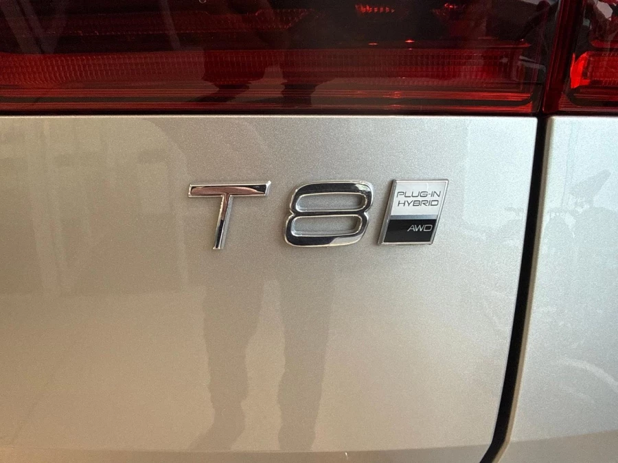 2026 Volvo XC60 UZ Ultra T8 Plug-in Hybrid Dark SUV Image 13