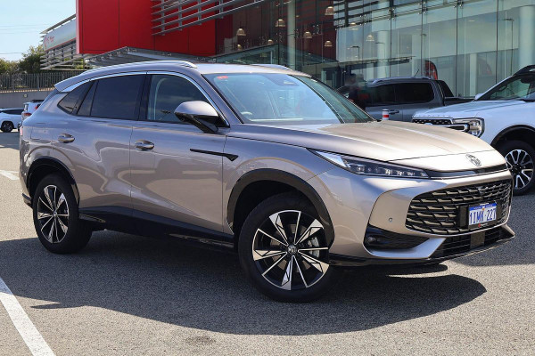 2024 MG HS AS33 Essence SUV