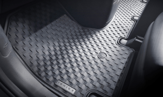 Tailored rubber floor mats | 6 seat