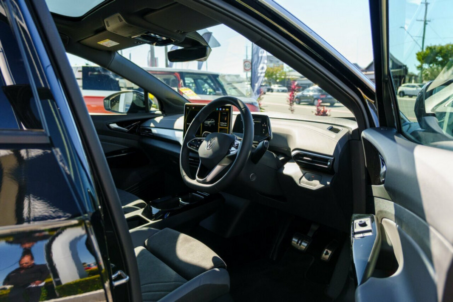2026 MY27 Volkswagen ID. 4 E2 Pro SUV Image 16