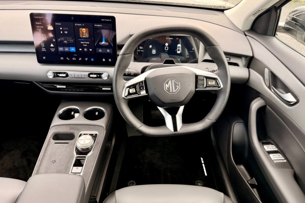2026 MG MGS5 EV ZS3EM Essence 49 SUV Image 17