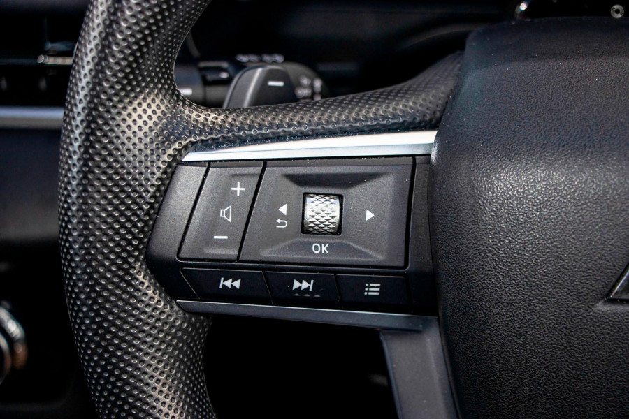 2026 Mitsubishi Outlander ZM ES SUV Image 12