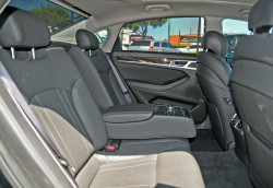 2014 Hyundai Genesis DH Ultimate Pack Sedan