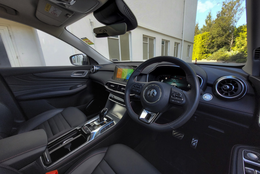 2023 MG HS PHEV Essence Plug-In Hybrid SUV Image 9