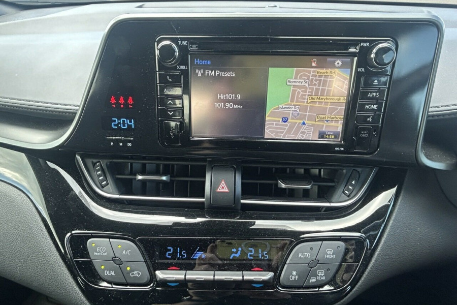 2018 Toyota C-HR NGX10R  SUV Image 20